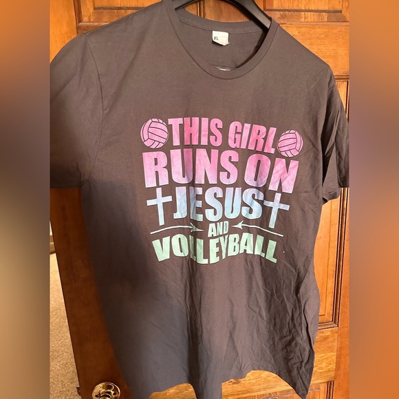 Tops - Brown Graphic T-Shirt with Volleyball Print